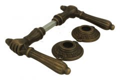 Béquilles de porte laiton patiné, paire (1885)