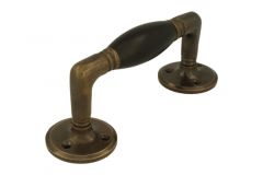 Poignée de tirage 140mm laiton patiné bois d'ébène