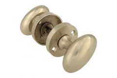 Bouton de porte ovale nickel satiné avec rosace ronde