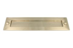 Boîte aux lettres nickel satiné des années 30