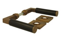 Béquilles de porte modèle "Bauhaus" en laiton patiné