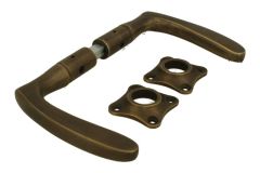 Béquilles de porte laiton patiné, paire (1918)